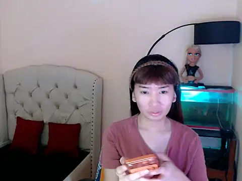 ShantalFoxxy  online show from April 18, 2026, 12:24 am