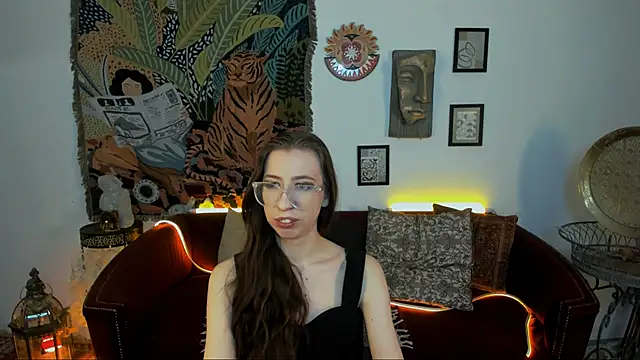 Snapshot of CareyJonas chatting on December 17, 2025, 4:56 pm CareyJonas online show from December 17, 2025, 4:56 pm