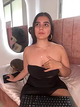 Snapshot of salomecute21 chatting on October 24, 2025, 11:53 am salomecute21 online show from October 24, 2025, 11:53 am