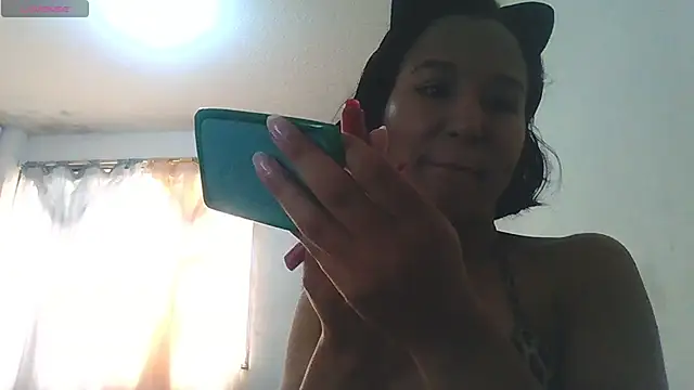 Natzu Choi online show from October 1, 2025, 4:11 pm