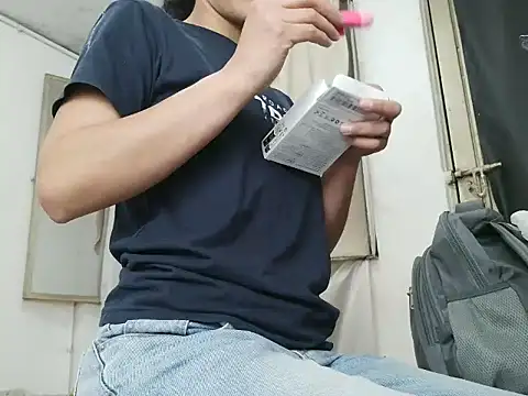 Natzu Choi online show from April 7, 2026, 12:12 am