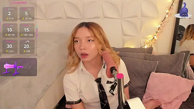 JuliethMoss online show from January 7, 2026, 8:25 pm