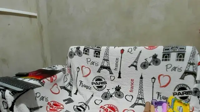 Snapshot of ivy_moon05 chatting on April 7, 2026, 1:57 pm ivy moon05 online show from April 7, 2026, 1:57 pm