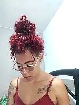 Snapshot of Pamelamiler__ chatting on September 30, 2025, 4:35 pm Pamelamiler online show from September 30, 2025, 4:35 pm