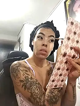 Snapshot of Pamelamiler__ chatting on November 10, 2025, 10:53 am Pamelamiler online show from November 10, 2025, 10:53 am