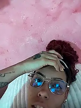 Snapshot of Pamelamiler__ chatting on November 13, 2025, 11:41 pm Pamelamiler online show from November 13, 2025, 11:41 pm