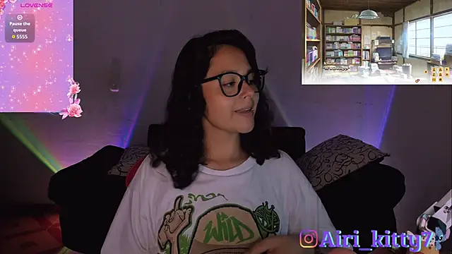 lila kitty81 online show from February 8, 2026, 12:19 am