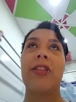 lila kitty81 online show from October 25, 2025, 6:52 pm