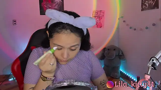 lila kitty81 online show from September 24, 2025, 8:26 pm