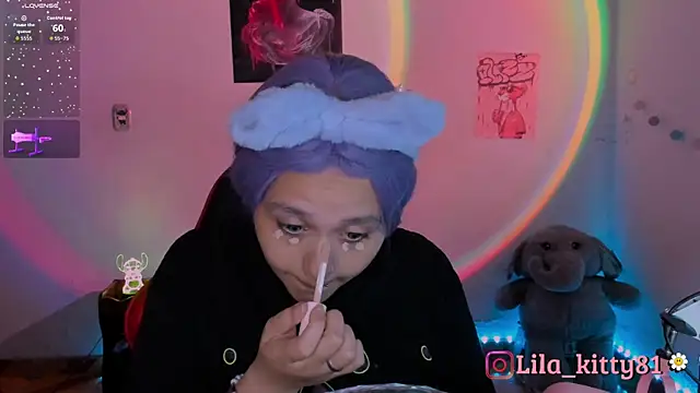 lila kitty81 online show from September 11, 2025, 9:48 pm