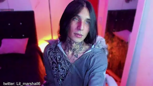 marshall  k online show from December 21, 2025, 10:10 pm