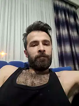 Snapshot of S-kt-et chatting on April 5, 2026, 7:42 pm S-kt-et online show from April 5, 2026, 7:42 pm