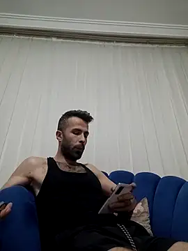 Snapshot of S-kt-et chatting on February 22, 2026, 9:27 pm S-kt-et online show from February 22, 2026, 9:27 pm