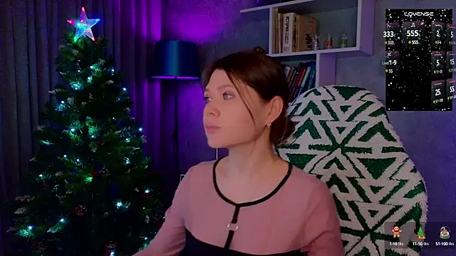 Snapshot of MyLittleGali chatting on January 18, 2025, 10:49 am MyLittleGali online show from January 18, 2025, 10:49 am