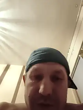 Snapshot of SepaloidBowl chatting on January 9, 2026, 8:27 pm SepaloidBowl online show from January 9, 2026, 8:27 pm