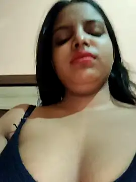 Snapshot of Maahhii_2 chatting on April 26, 2026, 1:19 pm Maahhii 2 online show from April 26, 2026, 1:19 pm