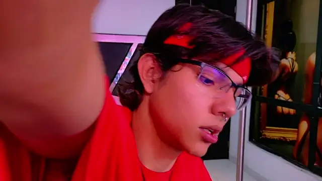 Snapshot of alandelrey57 chatting on September 14, 2025, 12:49 pm alandelrey57 online show from September 14, 2025, 12:49 pm