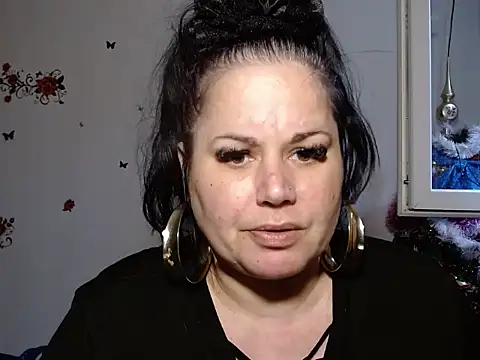 andreea2011 online show from September 30, 2025, 1:50 pm