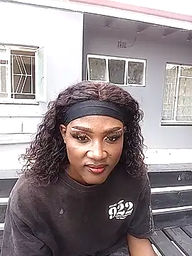 Lsnickykhanyile online show from February 19, 2026, 9:28 am