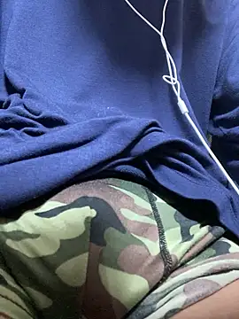 hypercomet27 online show from April 17, 2026, 5:10 am