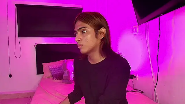 imgerver online show from September 20, 2025, 1:27 pm