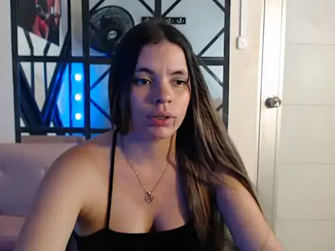 Snapshot of maira_tf chatting on November 1, 2025, 3:57 am maira tf online show from November 1, 2025, 3:57 am