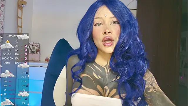 Snapshot of AlinaLukyanova chatting on May 14, 2026, 4:53 am AlinaLukyanova online show from May 14, 2026, 4:53 am