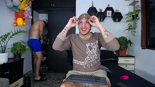 Borsalino Adam online show from November 8, 2025, 5:38 pm