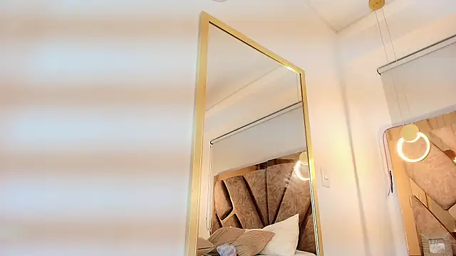 zarah andrew   online show from September 28, 2025, 1:18 pm