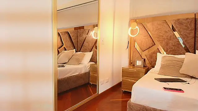 zarah andrew   online show from September 9, 2025, 12:36 pm