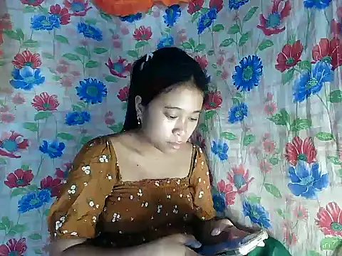 Pinay Skinny18 online show from October 19, 2025, 7:49 pm