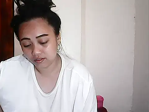Snapshot of Pinay_Chubby20 chatting on April 16, 2026, 9:39 pm Pinay Chubby20 online show from April 16, 2026, 9:39 pm