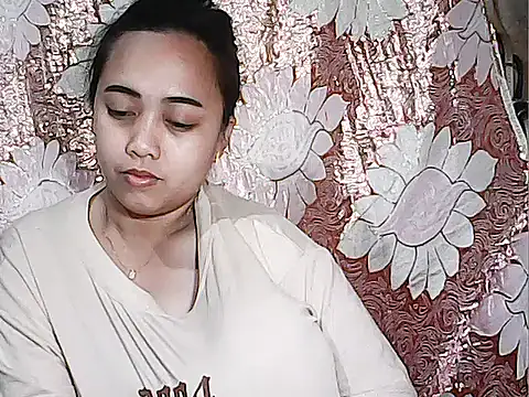 Snapshot of Pinay_Chubby20 chatting on October 11, 2025, 9:38 pm Pinay Chubby20 online show from October 11, 2025, 9:38 pm