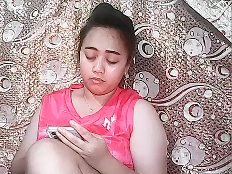 Snapshot of Pinay_Chubby20 chatting on December 14, 2025, 8:14 pm Pinay Chubby20 online show from December 14, 2025, 8:14 pm