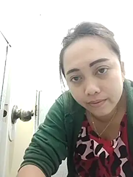 Snapshot of Pinay_Chubby20 chatting on November 7, 2025, 1:54 am Pinay Chubby20 online show from November 7, 2025, 1:54 am