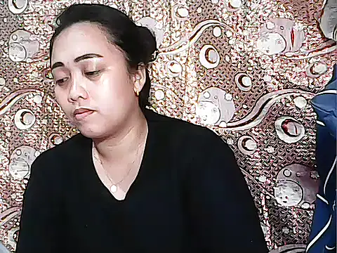 Snapshot of Pinay_Chubby20 chatting on November 10, 2025, 1:05 pm Pinay Chubby20 online show from November 10, 2025, 1:05 pm