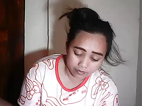 Snapshot of Pinay_Chubby20 chatting on April 23, 2026, 9:38 am Pinay Chubby20 online show from April 23, 2026, 9:38 am