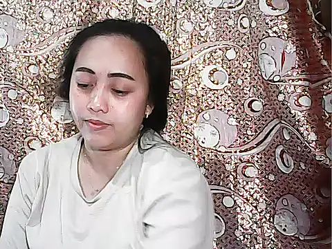 Snapshot of Pinay_Chubby20 chatting on November 17, 2025, 11:25 am Pinay Chubby20 online show from November 17, 2025, 11:25 am