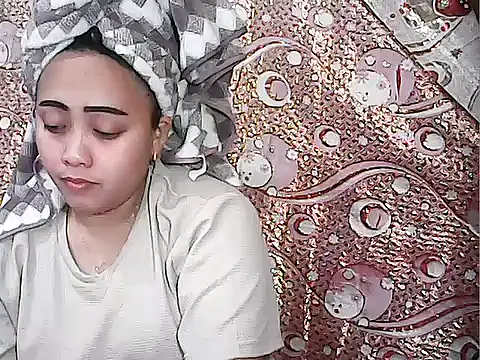 Snapshot of Pinay_Chubby20 chatting on December 2, 2025, 1:39 am Pinay Chubby20 online show from December 2, 2025, 1:39 am