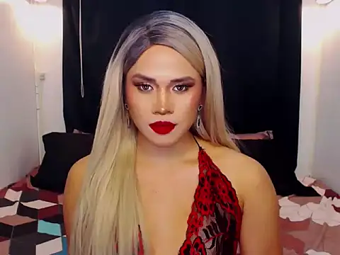 YllanaAltheaXxX online show from February 12, 2026, 3:17 am