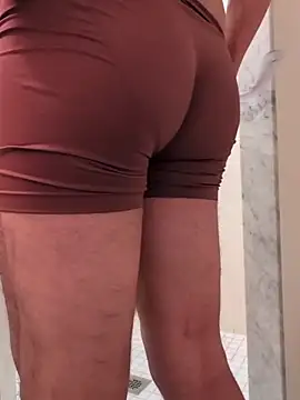 Snapshot of cloudymatt chatting on November 16, 2025, 2:11 pm cloudymatt online show from November 16, 2025, 2:11 pm