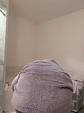 Snapshot of cloudymatt chatting on October 11, 2025, 8:59 am cloudymatt online show from October 11, 2025, 8:59 am