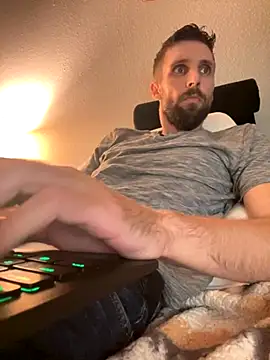 thejohnryancollection online show from October 4, 2025, 12:01 am