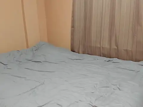 expnsivecandy online show from March 18, 2026, 6:38 am