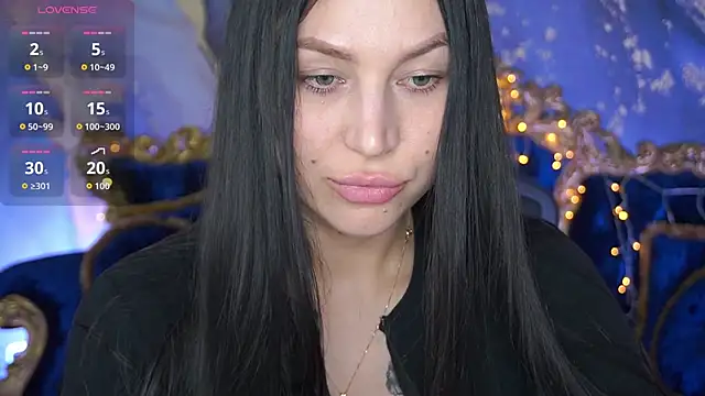 Snapshot of EliseVelour chatting on April 9, 2026, 12:22 pm EliseVelour online show from April 9, 2026, 12:22 pm