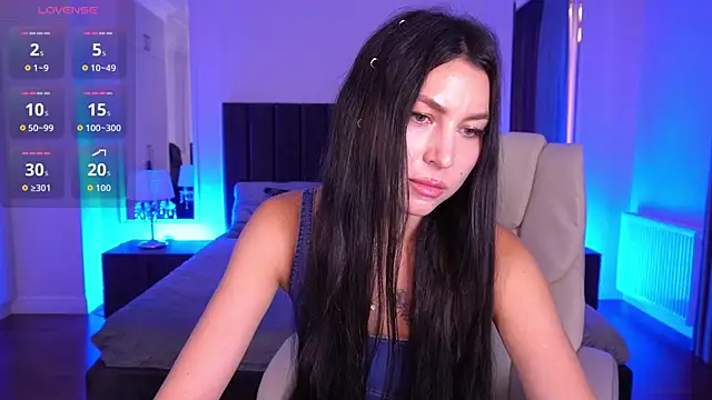 Snapshot of EliseVelour chatting on July 21, 2026, 12:17 pm EliseVelour online show from July 21, 2026, 12:17 pm