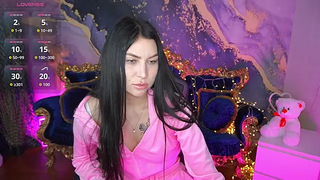 Snapshot of EliseVelour chatting on April 11, 2026, 1:37 pm EliseVelour online show from April 11, 2026, 1:37 pm