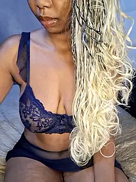 Snapshot of ELAINE_xXxX chatting on February 26, 2026, 12:10 am ELAINE xXxX online show from February 26, 2026, 12:10 am