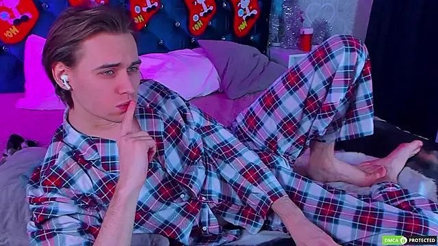 Snapshot of WilliamDyson chatting on January 17, 2026, 3:54 am WilliamDyson online show from January 17, 2026, 3:54 am