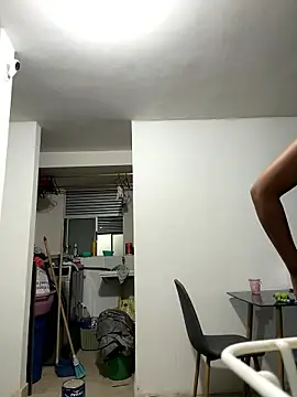 Snapshot of Valen1800 chatting on January 11, 2026, 2:29 am Valen1800 online show from January 11, 2026, 2:29 am